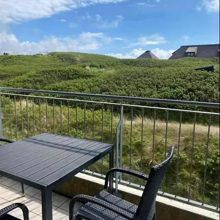 4 Personer - Henne Lejlighed