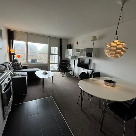 Apartment 4 Personer - Henne