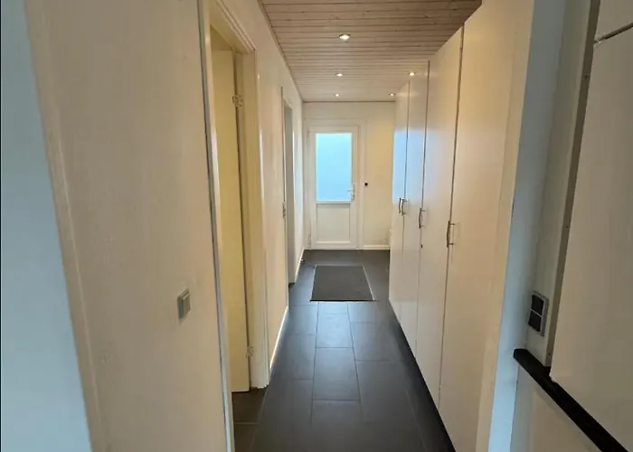 4 Personer - Henne *